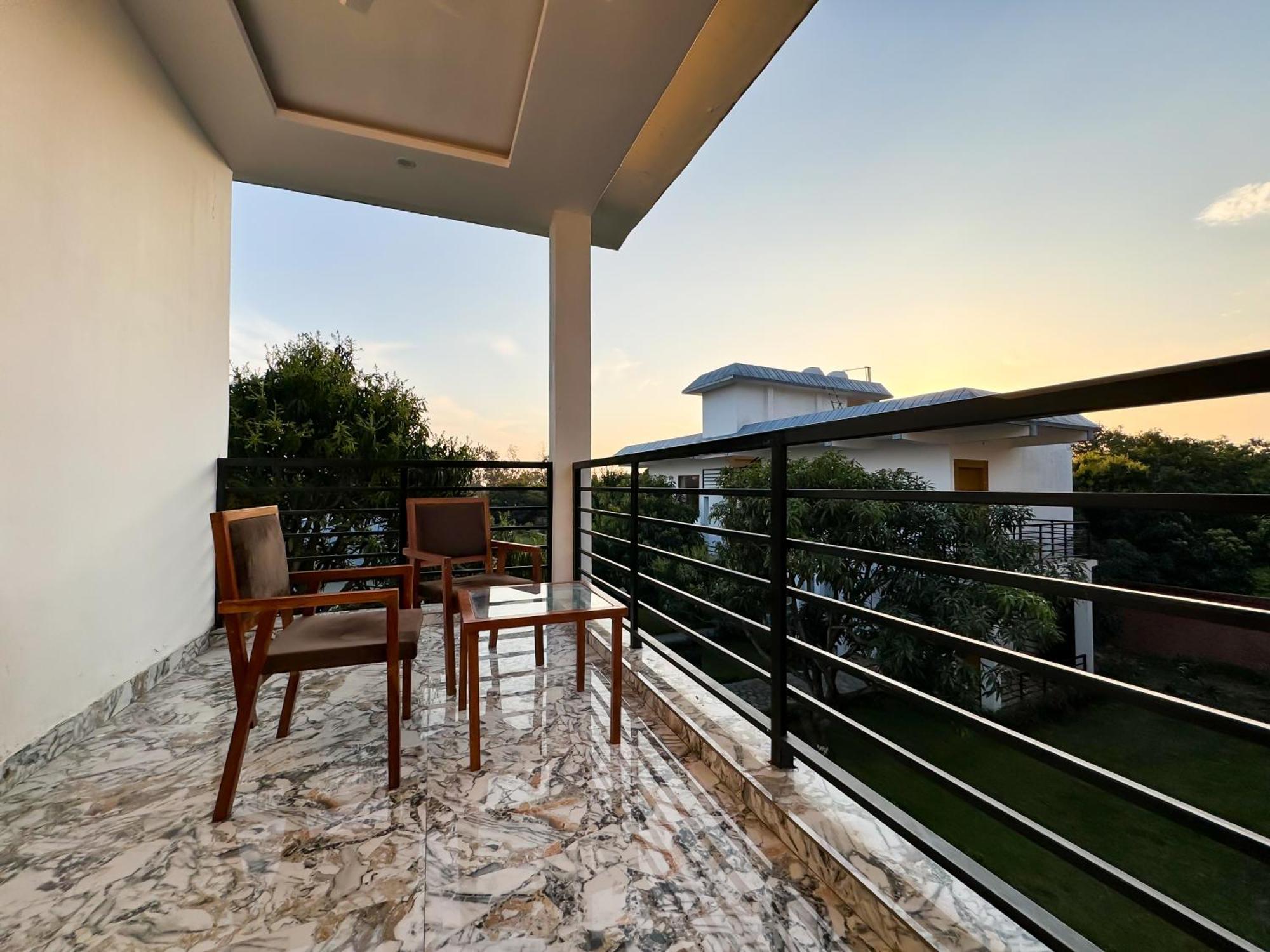 The White Oak Corbett Spa & Resort รามนาการ์ ภายนอก รูปภาพ